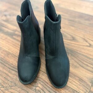 Clarks Women's Black Ankle Boots 9.5